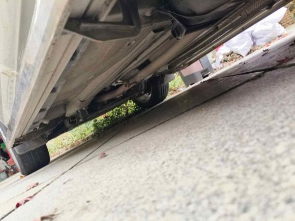 [上海·沪M] 二手路虎神行者22012款 2.2T SD4 SE柴油版