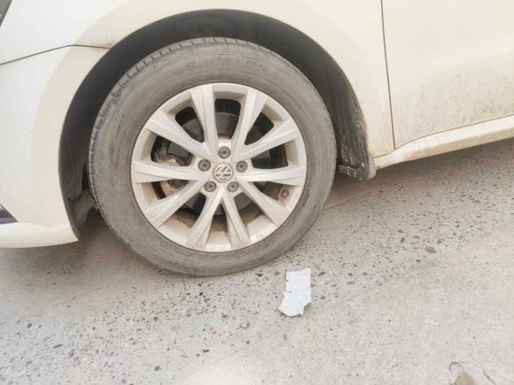 [武汉·鄂A] 二手大众朗逸2015款 1.6L 手动舒适版