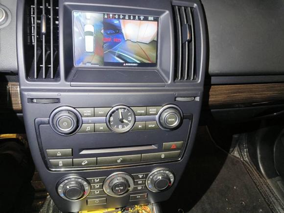 [深圳·粤B] 二手路虎神行者22014款 2.0T Si4 SE汽油版