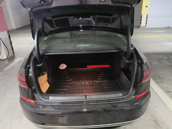 [上海·沪A] 二手大众帕萨特2023款 380TSI 豪华版