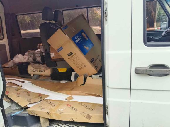 [苏州·苏E] 二手依维柯依维柯得意2017款 2.5T A35客车5-7座47Z5