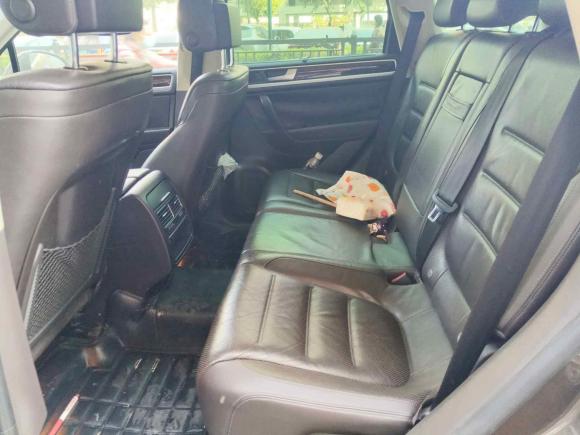 [广州·桂A] 二手大众途锐2011款 3.0TSI 高配型