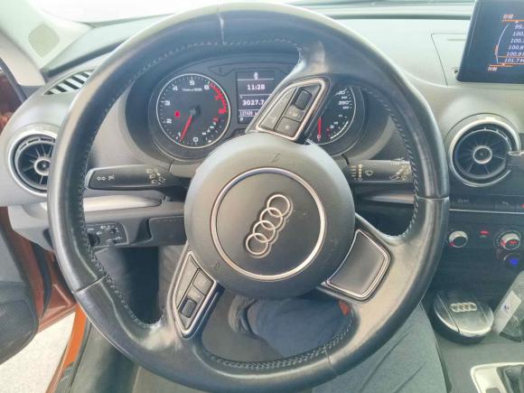 [上海·苏F] 二手奥迪奥迪A32014款 Sportback 35 TFSI 自动时尚型