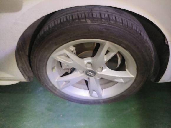 [南昌·赣A] 二手奥迪奥迪A4L2018款 30周年年型 30 TFSI 进取型