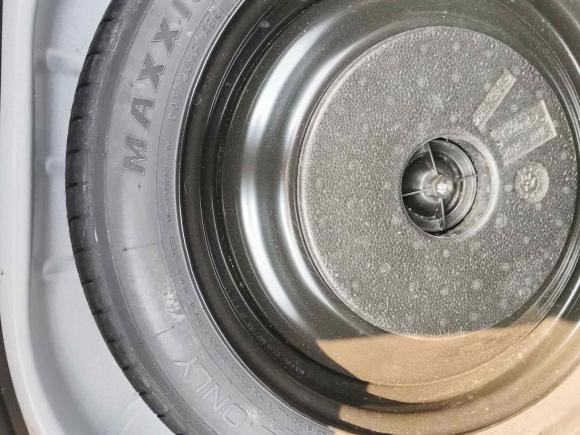 [广州·粤A] 二手福特福克斯2017款 三厢 EcoBoost 180 自动旗舰型