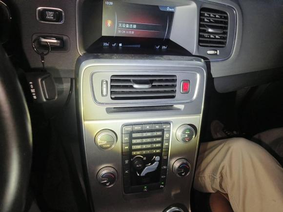 [杭州·浙A] 二手沃尔沃沃尔沃S602016款 S60L T4 智远版