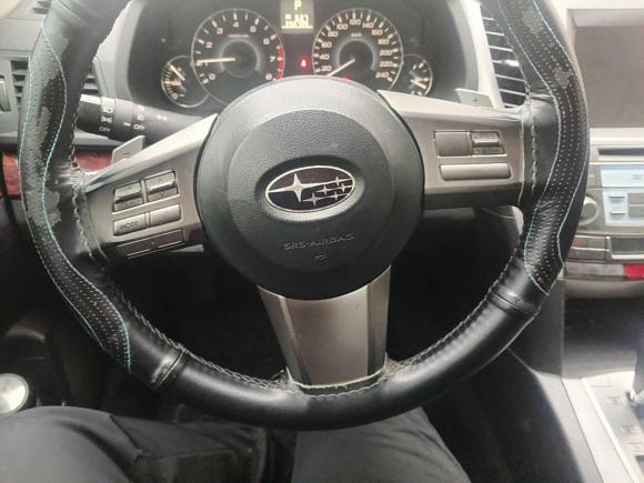 [青岛·鲁B] 二手斯巴鲁傲虎2011款 2.5i豪华版