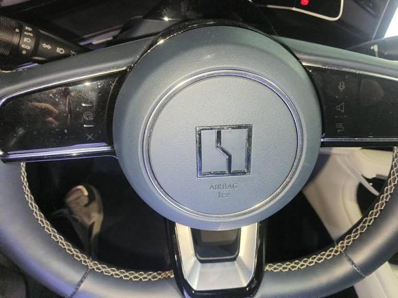 [上海·沪A] 二手极氪极氪0012021款 超长续航双电机 YOU版