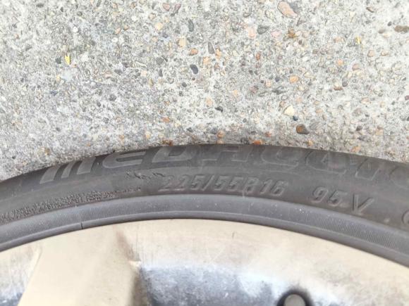 [南京·浙M] 二手奥迪奥迪A4L2013款 30 TFSI 手动舒适型