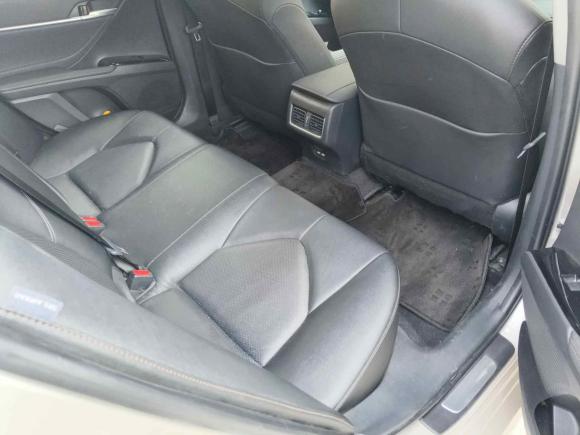 [上海·苏U] 二手丰田凯美瑞2022款 2.0GVP 领先版