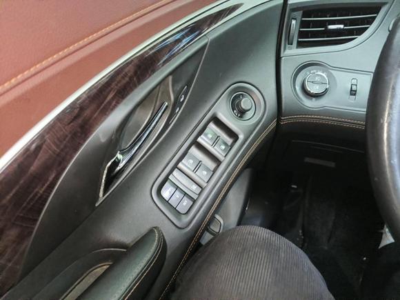 [宁波·浙B] 二手别克君越2013款 2.4L SIDI豪华舒适型