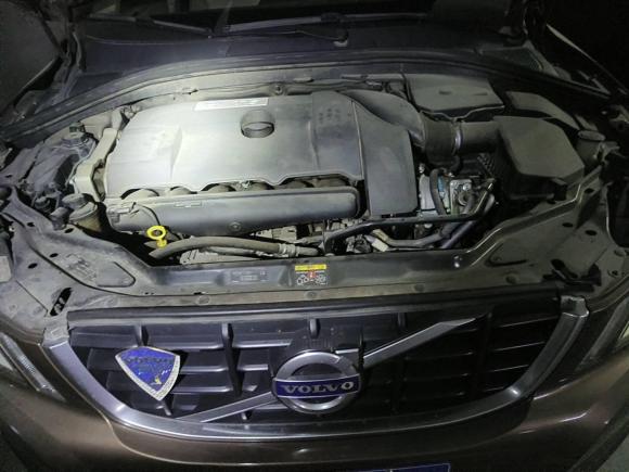 [青岛·鲁B] 二手沃尔沃沃尔沃XC602010款 T6 AWD智雅版