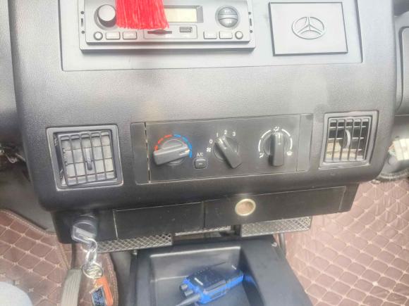 [杭州·浙A] 二手北京汽车制造厂212经典2016款 2.0L 三角门 四驱豪华型 国V