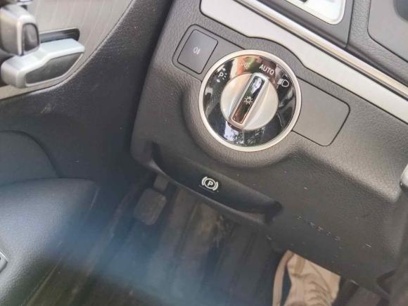 [上海·沪B] 二手奔驰奔驰E级2014款 E 200 轿跑版