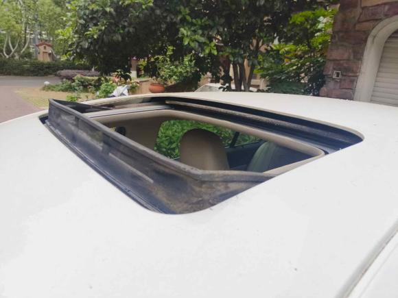 [南京·苏A] 二手别克君威2012款 2.0L 舒适版