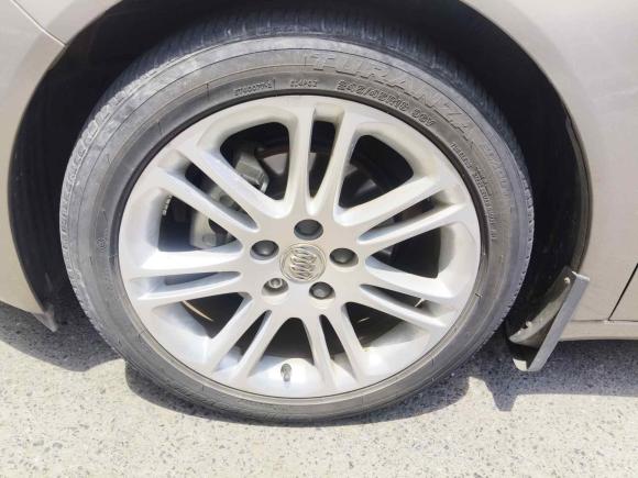 [南昌·赣A] 二手别克君威2012款 2.4L SIDI旗舰版