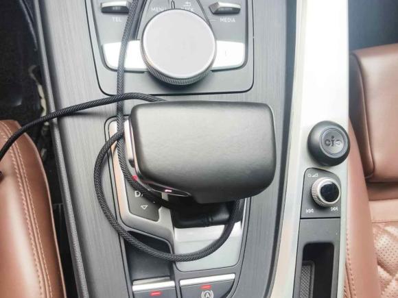 [杭州·浙A] 二手奥迪奥迪A4L2018款 30周年年型 40 TFSI 时尚型