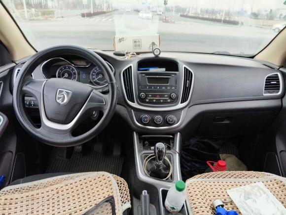 [上海·沪C] 二手宝骏宝骏5602015款 1.8L 手动舒适型