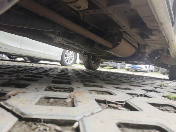 [成都·川A] 二手福特新世代全顺2009款 2.4T柴油标准型短轴中顶国III