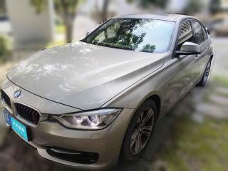 宝马宝马3系2014款 320i 运动设计套装
