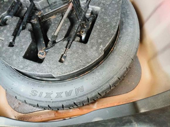 [南昌·赣M] 二手现代朗动2015款 1.6L 自动领先型