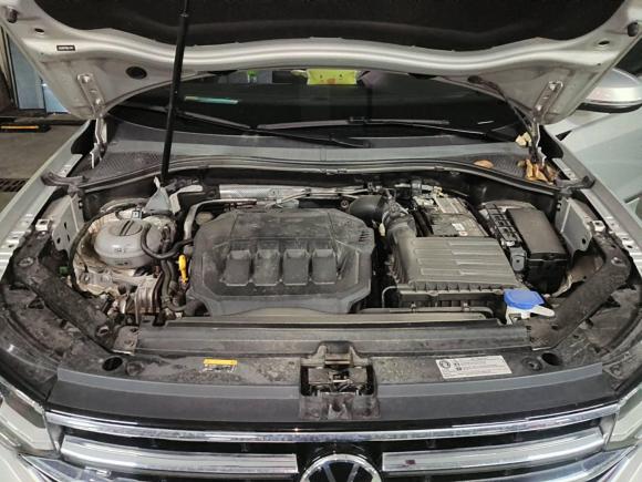 [上海·沪E] 二手大众途观L2023款 330TSI 自动两驱R-Line旗舰版