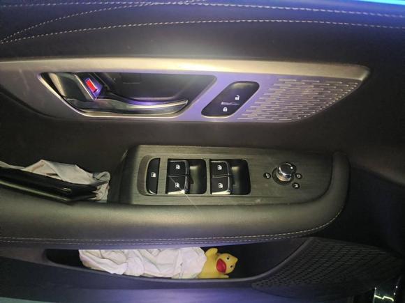 [武汉·鄂A] 二手东风风神皓极2022款 马赫双擎 1.5T MHD 敢梦版