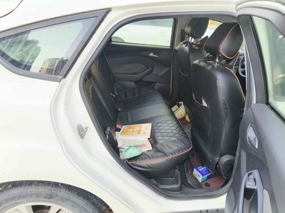 [杭州·浙M] 二手福特福克斯2012款 两厢 1.6L 手动舒适型