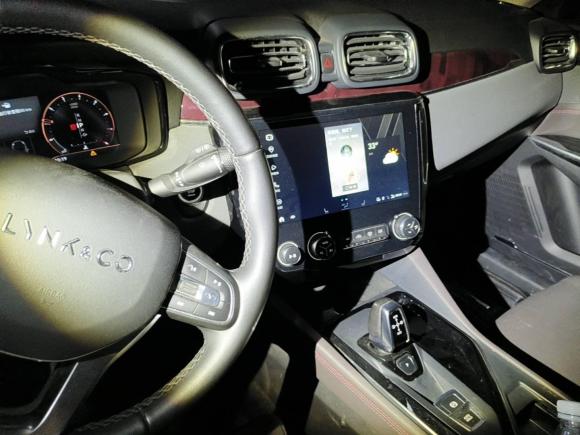 [台州·沪F] 二手领克领克022021款 1.5TD DCT两驱耀 冠军版