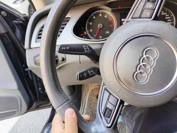 [无锡·苏B] 二手奥迪奥迪A4L2015款 35 TFSI 自动标准型