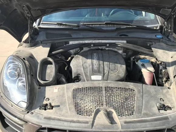 [青岛·鲁U] 二手保时捷Macan2014款 Macan 2.0T