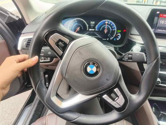 [深圳·粤B] 二手宝马宝马5系新能源2019款 改款 530Le 豪华套装