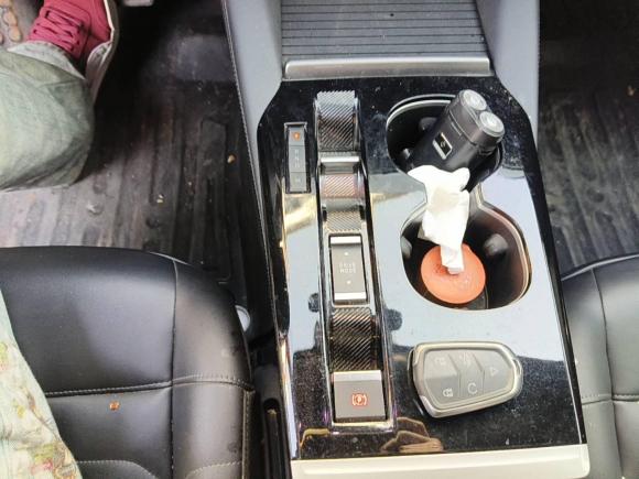 [金华·浙G] 二手雪铁龙凡尔赛C5 X2021款 1.6T 势不凡