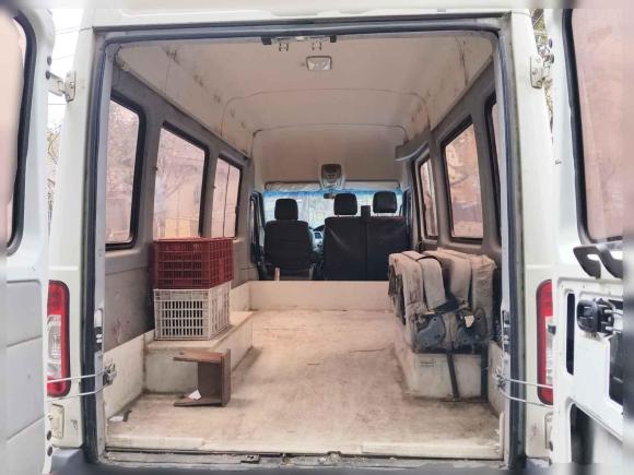 [无锡·苏B] 二手依维柯依维柯褒迪2017款 2.5T尊享A37客车高顶6-7座47Z5