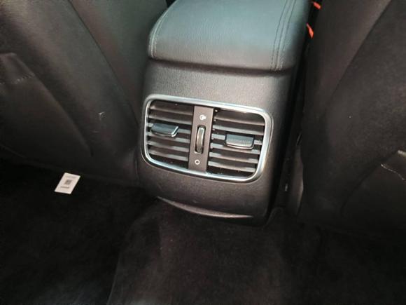 [深圳·粤B] 二手起亚起亚K5新能源2018款 2.0L 智享版