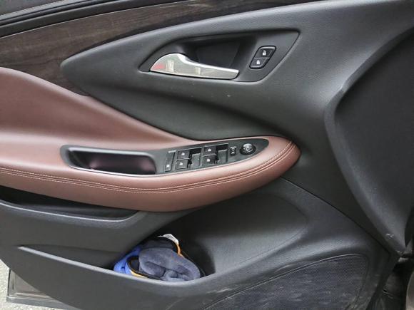 [成都·川A] 二手别克昂科威Plus2016款 20T 两驱精英型