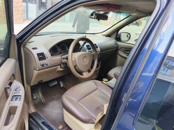 [成都·川A] 二手别克别克GL82014款 2.4L 经典版