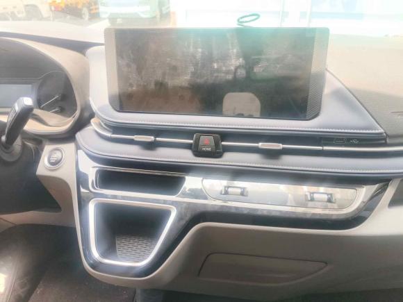 [杭州·浙A] 二手上汽大通MAXUS新途V702023款 2.0T 精英版 自动短轴低顶 5/6座