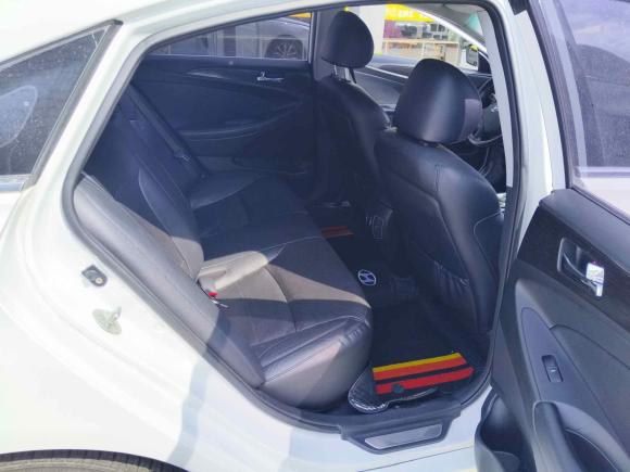 [苏州·苏U] 二手现代索纳塔2013款 2.4L 自动领先版 国IV