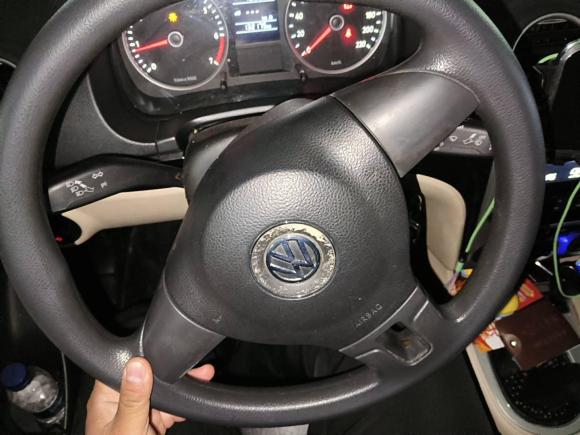 [成都·川A] 二手大众朗逸2011款 1.6L 手动品悠版