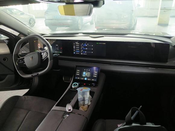 [武汉·鄂A] 二手岚图汽车岚图追光2024款 PHEV 四驱超长续航旗舰版