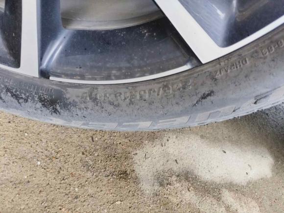 [上海·沪B] 二手奔驰奔驰GLC2022款 改款 GLC 300 L 4MATIC 动感型