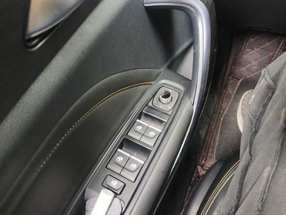 [广州·粤E] 二手奔腾奔腾T772019款 230 TID 自动豪华型 国VI