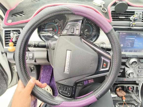 [无锡·苏J] 二手哈弗哈弗H22017款 红标 1.5T 手动两驱精英型