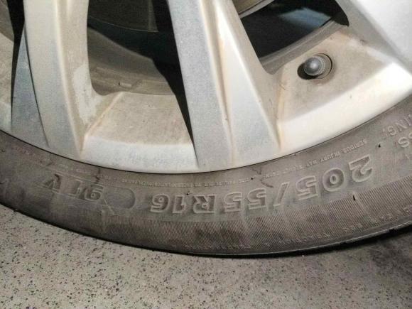 [广州·粤A] 二手大众朗逸2015款 1.6L 自动舒适版