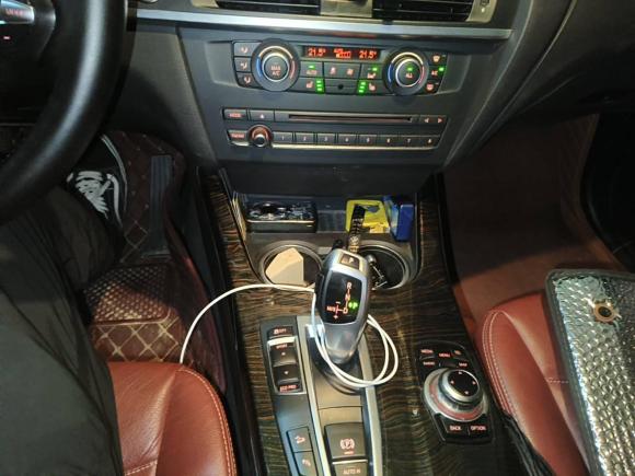 [广州·粤A] 二手宝马宝马X32013款 改款 xDrive20i 豪华型