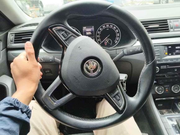 [杭州·浙A] 二手斯柯达速派2016款 TSI330 DSG创行版