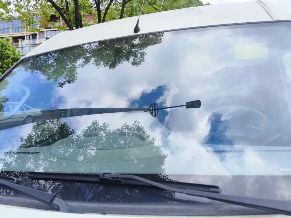 [宁波·浙B] 二手上汽大通MAXUS新途V802019款 2.5T经典款6挡手动傲运通改款短轴中顶5/6座