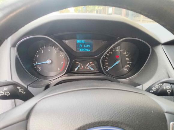 [苏州·苏U] 二手福特福克斯2017款 两厢 EcoBoost 125 自动超能风尚型智行版