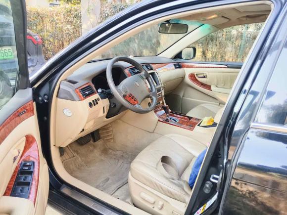 [杭州·浙A] 二手丰田皇冠2007款 3.0L Royal Saloon导航